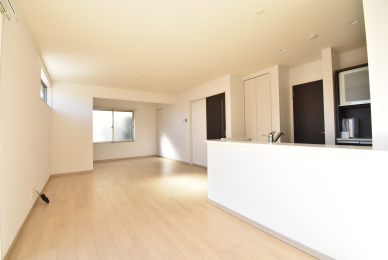 ���r���O -