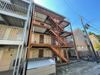 ���n�O�ώʐ^ �����O�ρi�G���g�����X���j