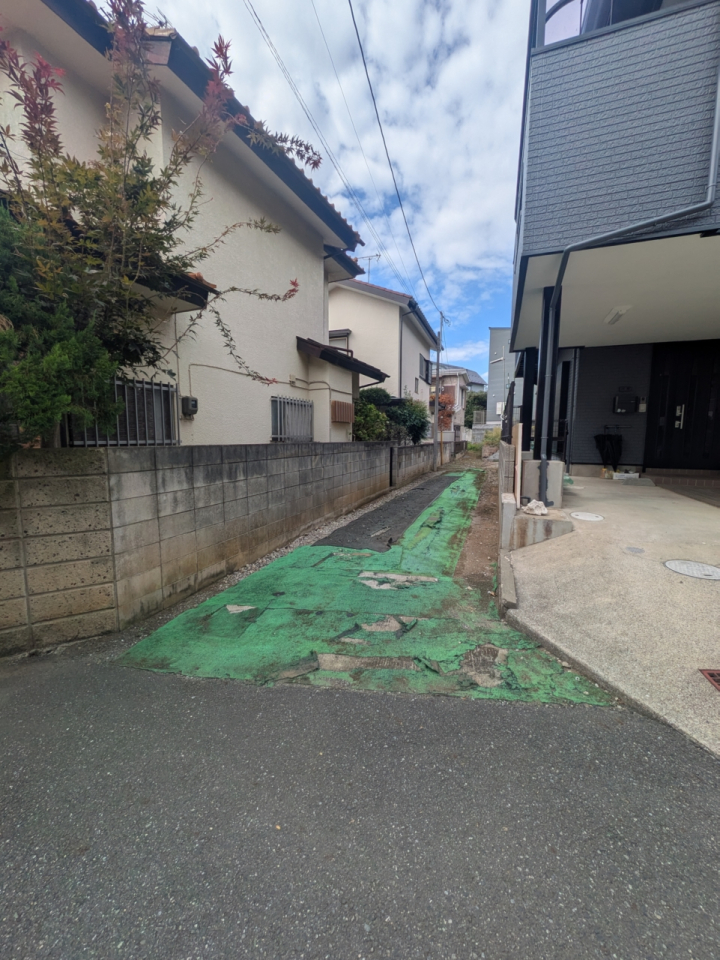 �O�ʓ��H�܂ތ��n�ʐ^ -