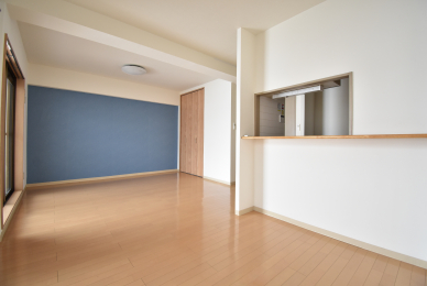 ���r���O -