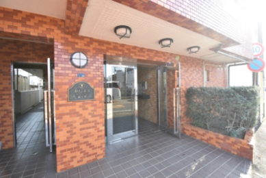 �G���g�����X -