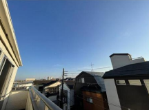 �Z�˂���̒��]�ʐ^ -