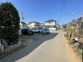 �O�ʓ��H�܂ތ��n�ʐ^ -