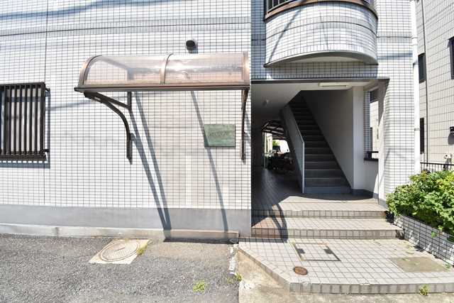 ���n�O�ώʐ^ �G���g�����X